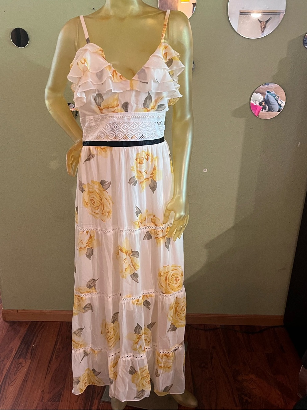 Disney’s beauty and the beast women’s floral maxi dress, NWT